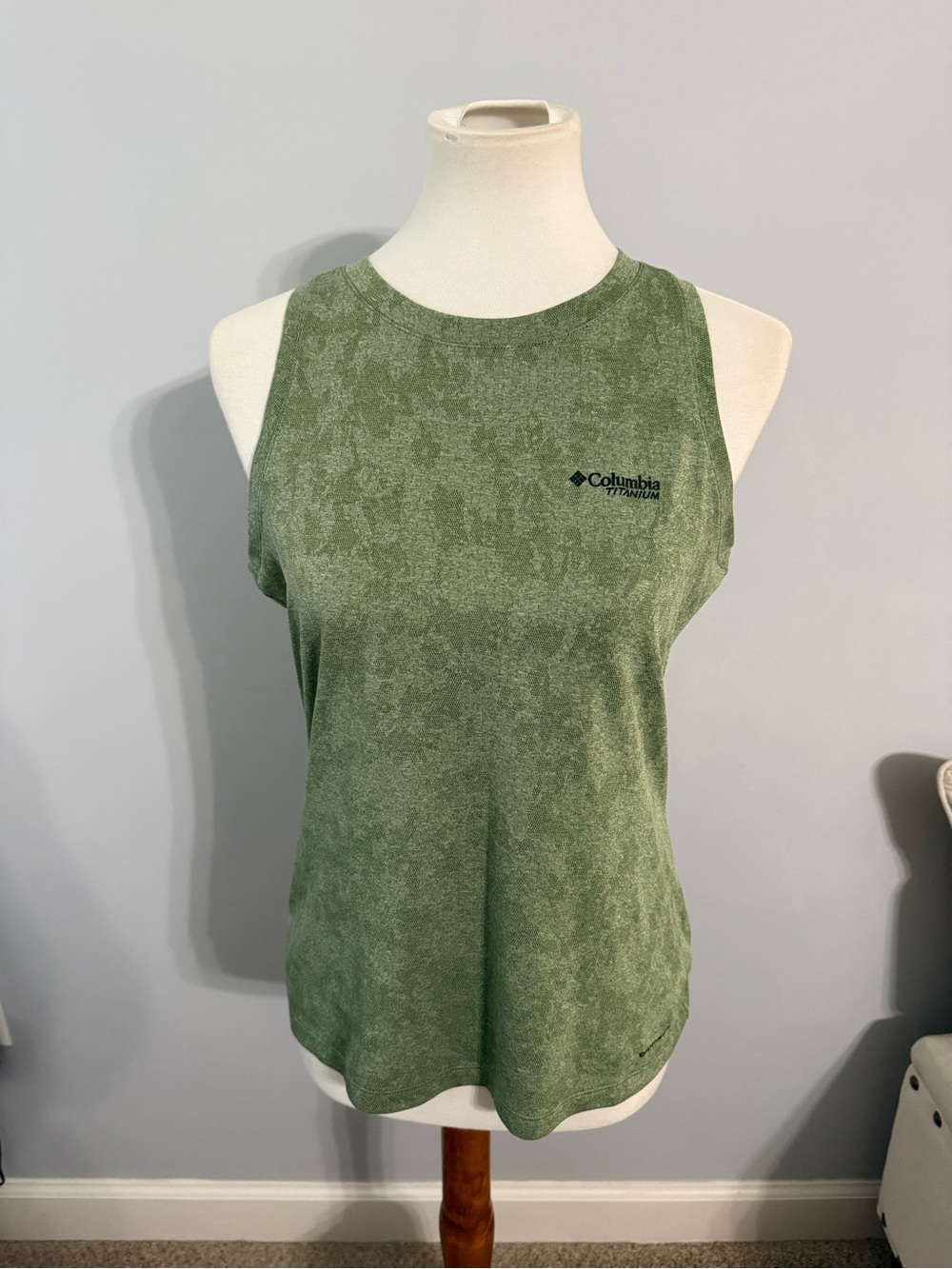 Columbia Olive Green Performance Tank Top
